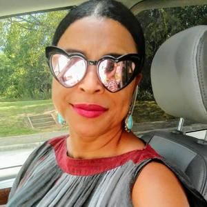 Meet your Posher, Beverley